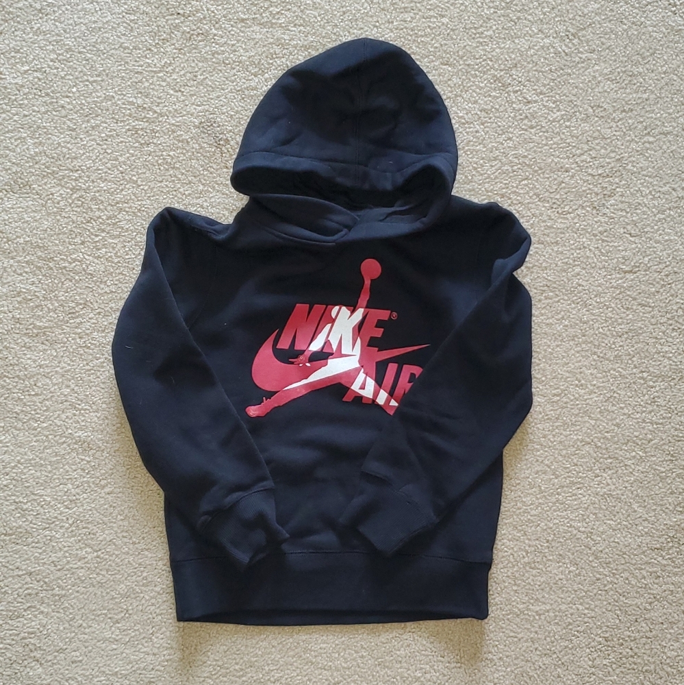 Nike Boys sweatshirt